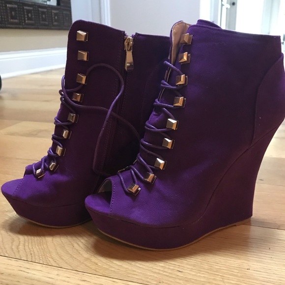 Beautiful Platform Wedge, Peep Toe Tie Up Bootie - Picture 3 of 3